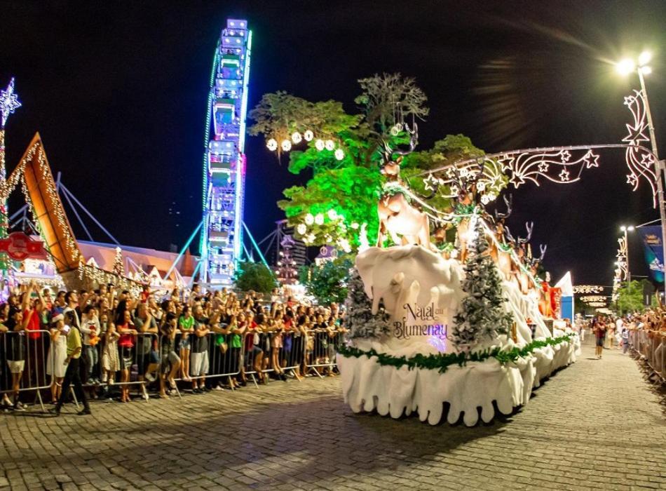 Quartos Proximos A Oktoberfest, Em Blumenau Exterior foto